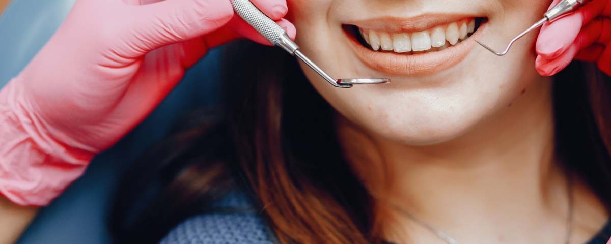 What are the 8 Signs You Need Your Wisdom Teeth Removed