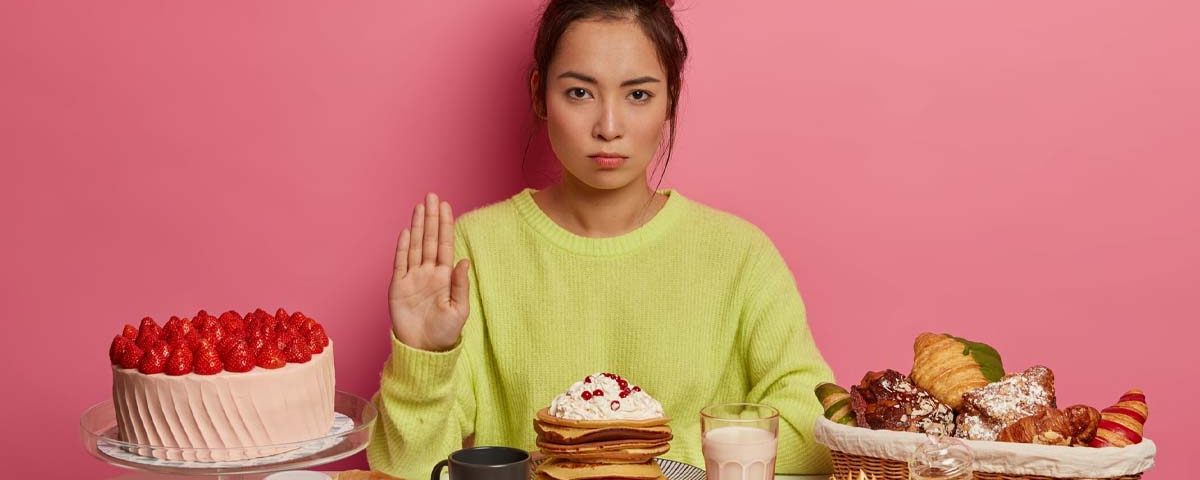 List of 5 Categories of Foods to Avoid After Oral Surgery dl