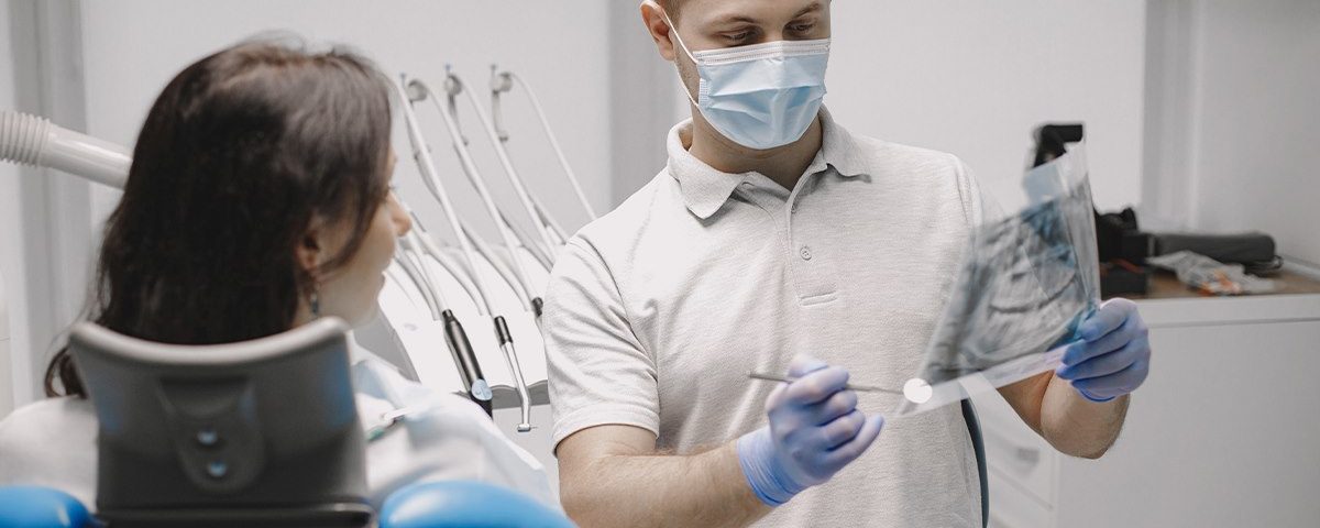 When Should You Replace or Repair a Dental Implant