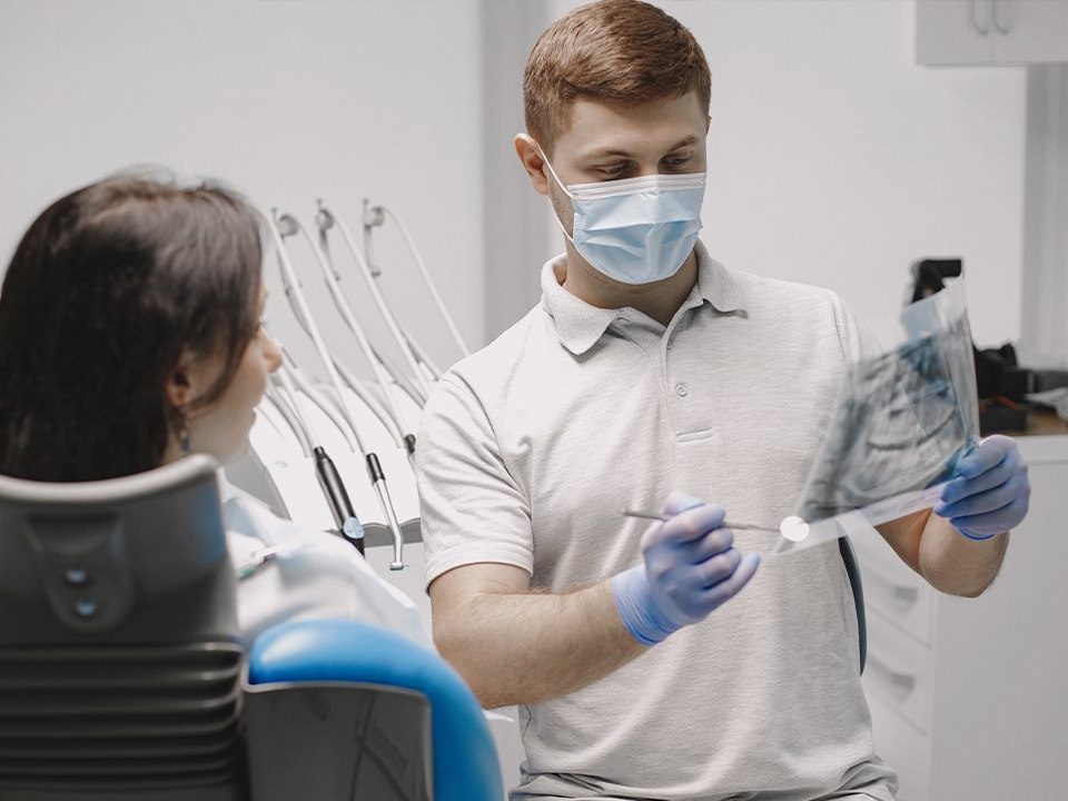 When Should You Replace or Repair a Dental Implant
