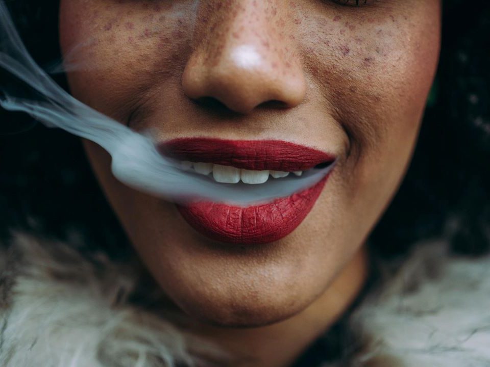 Can I Vape After Teeth Whitening?