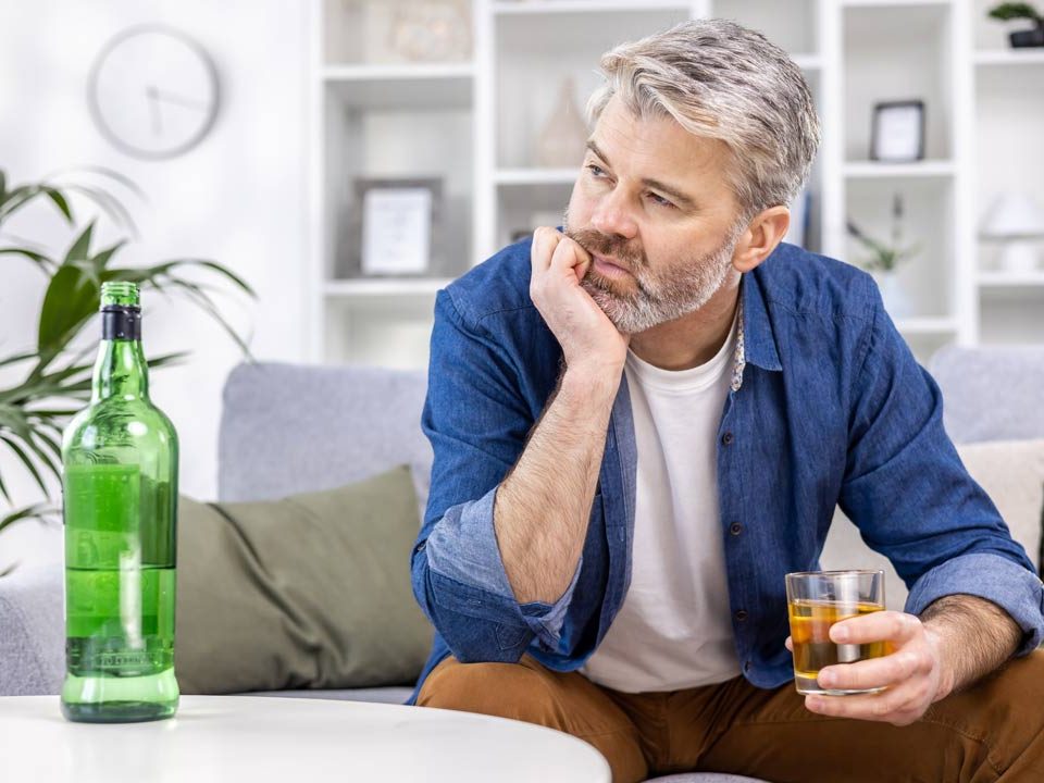 Can You Have Alcohol After a Tooth Extraction?