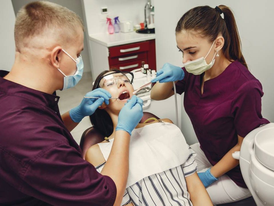 How Can You Replace a Missing Tooth in Avondale, AZ